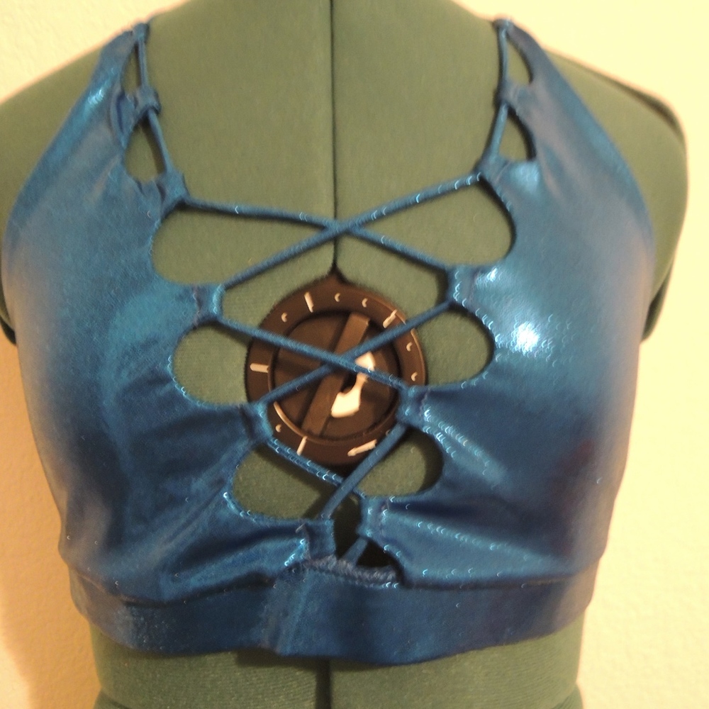 top - Picture 2 of 2